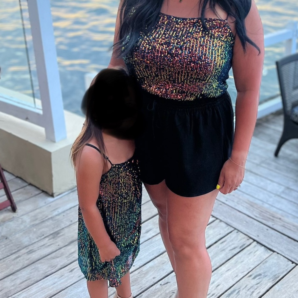 Two Vici sequin tops